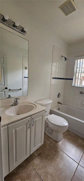 For Rent: $2,700 (3 beds, 2 baths, 1494 Square Feet)