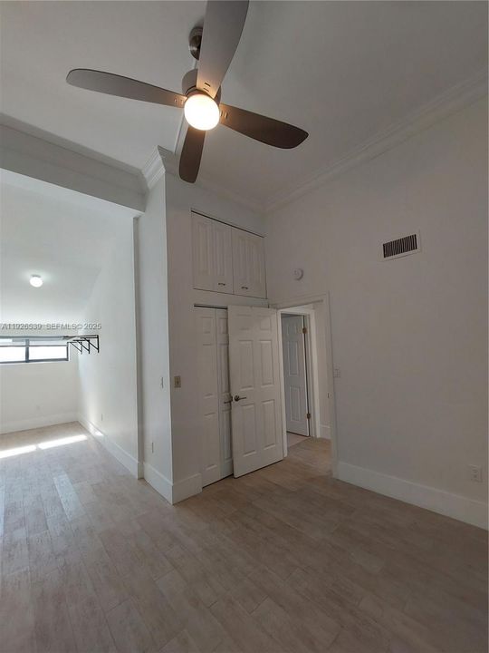 В аренду: $5,700 (3 спален, 2 ванн, 2265 Квадратных фут)