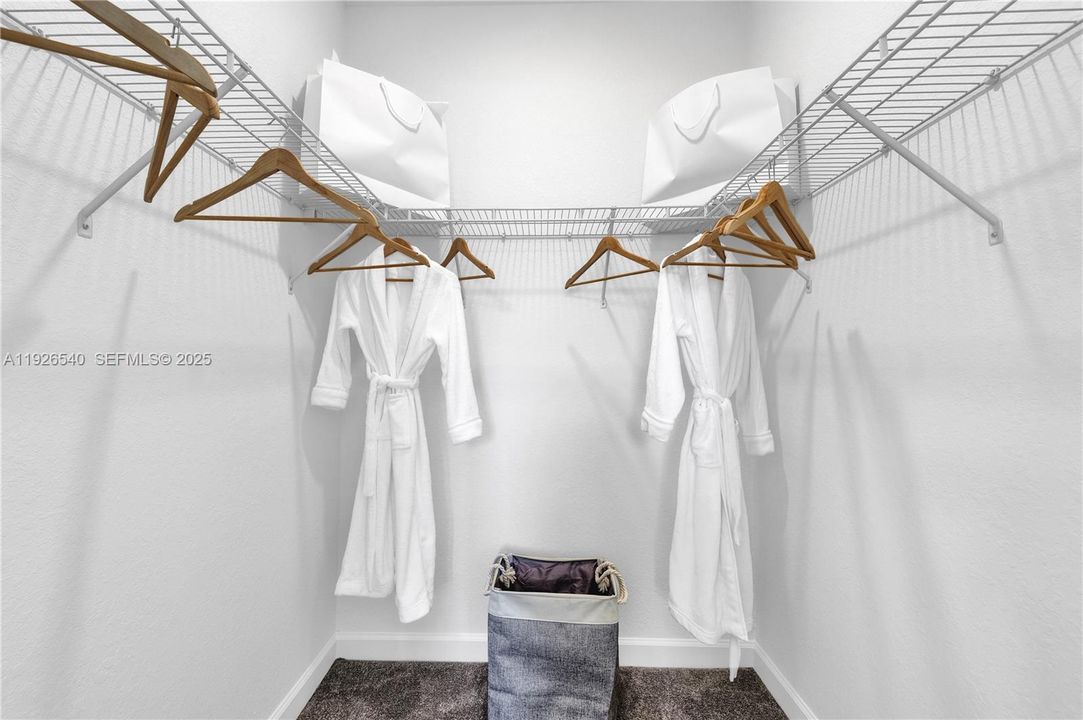 На продажу: $467,500 (3 спален, 2 ванн, 1545 Квадратных фут)