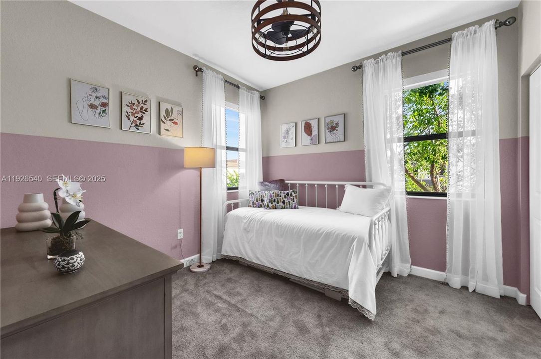 На продажу: $467,500 (3 спален, 2 ванн, 1545 Квадратных фут)