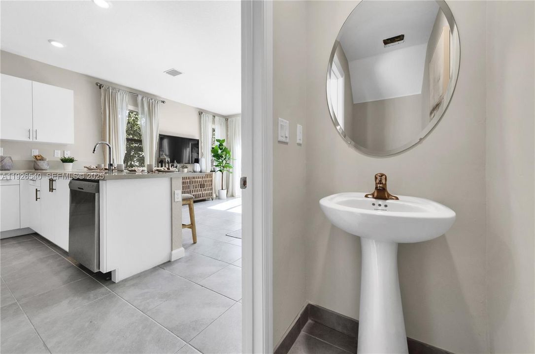 На продажу: $467,500 (3 спален, 2 ванн, 1545 Квадратных фут)