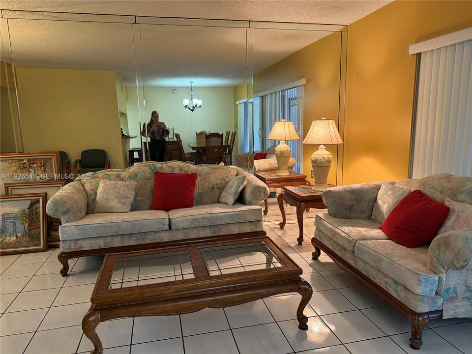 В аренду: $2,900 (3 спален, 2 ванн, 1314 Квадратных фут)