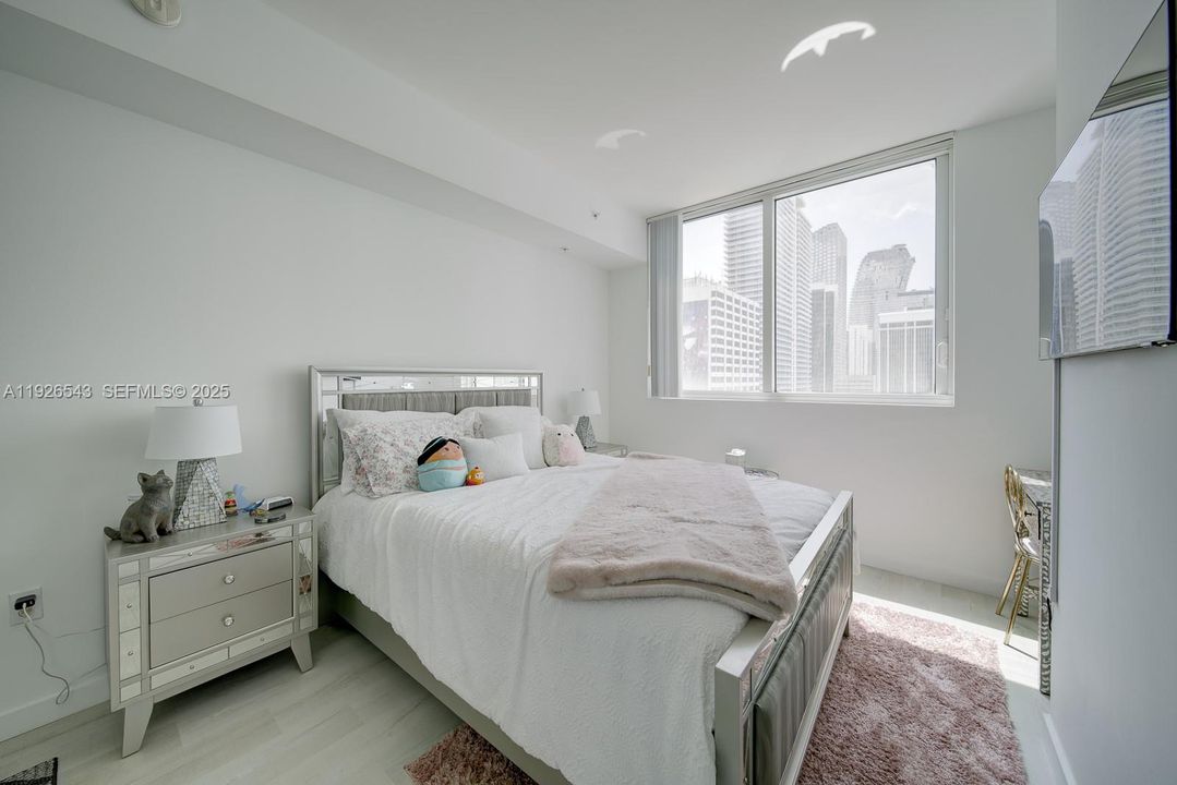 En Venta: $655,000 (2 camas, 2 baños, 1058 Pies cuadrados)