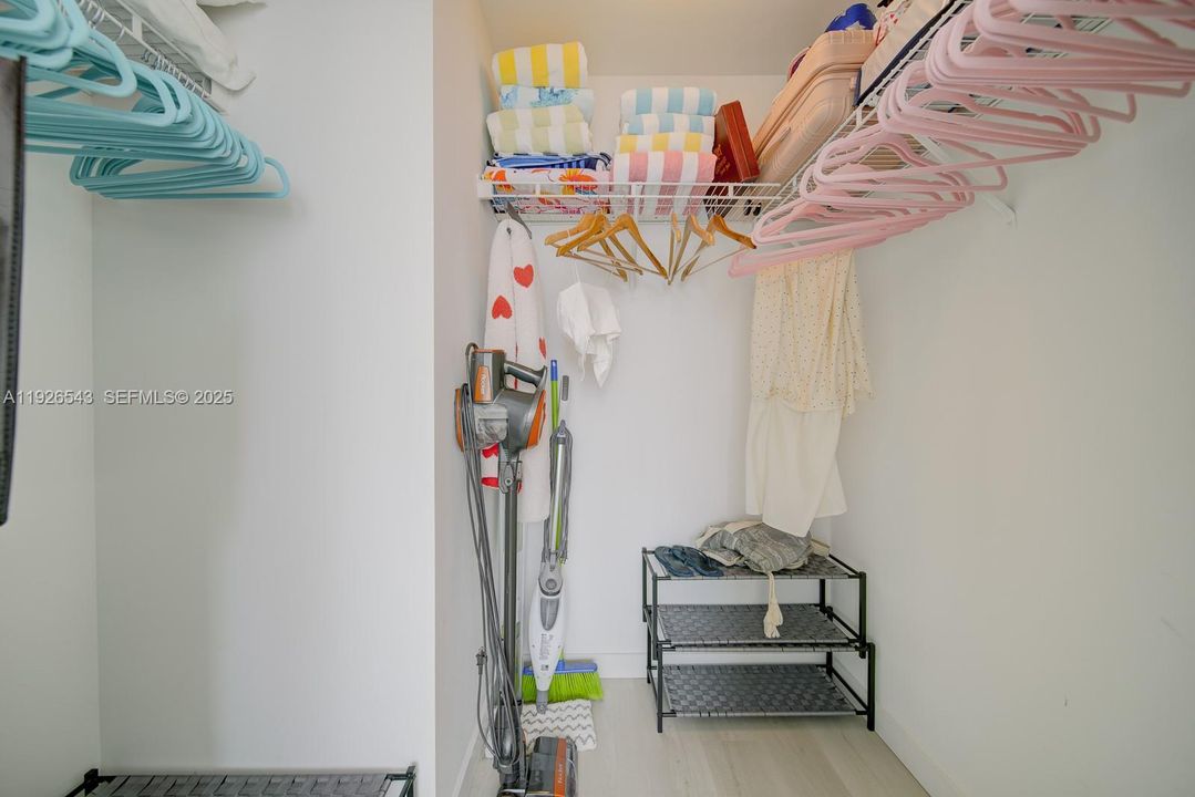 En Venta: $655,000 (2 camas, 2 baños, 1058 Pies cuadrados)