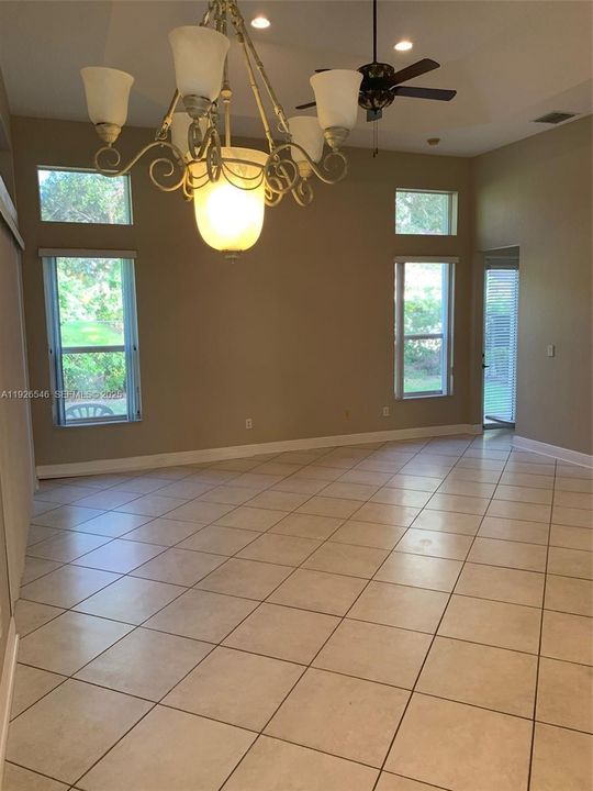 For Sale: $790,000 (4 beds, 3 baths, 2966 Square Feet)