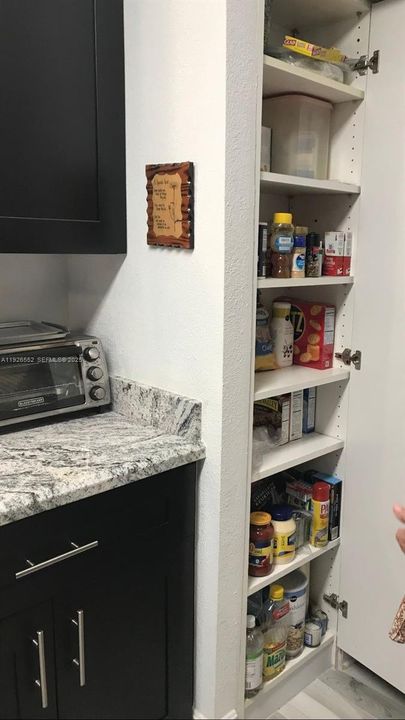 出租: $2,450 (2 贝兹, 2 浴室, 1210 平方英尺)