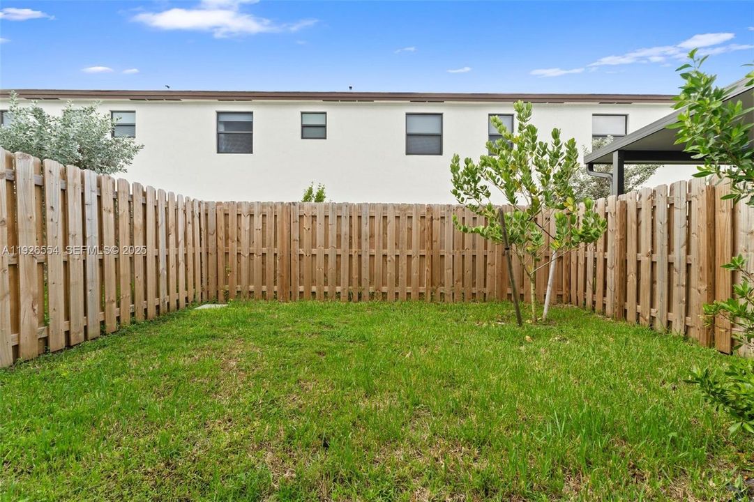 出租: $2,700 (3 贝兹, 2 浴室, 1695 平方英尺)