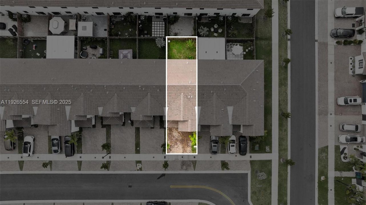 出租: $2,700 (3 贝兹, 2 浴室, 1695 平方英尺)