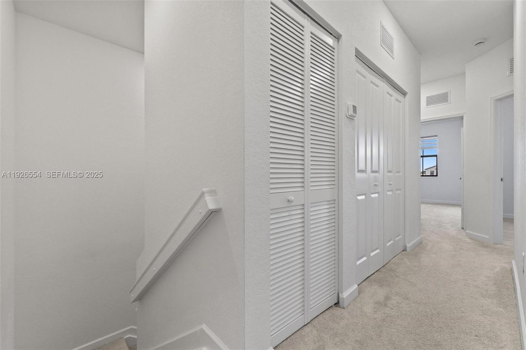 出租: $2,700 (3 贝兹, 2 浴室, 1695 平方英尺)