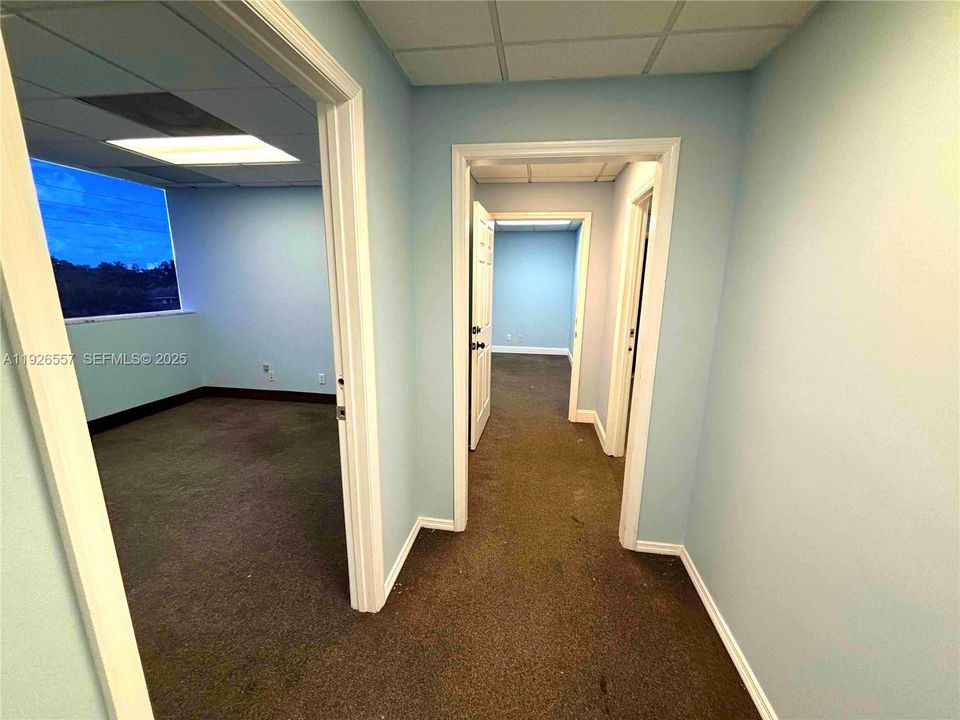 В аренду: $2,825 (0 спален, 0 ванн, 0 Квадратных фут)