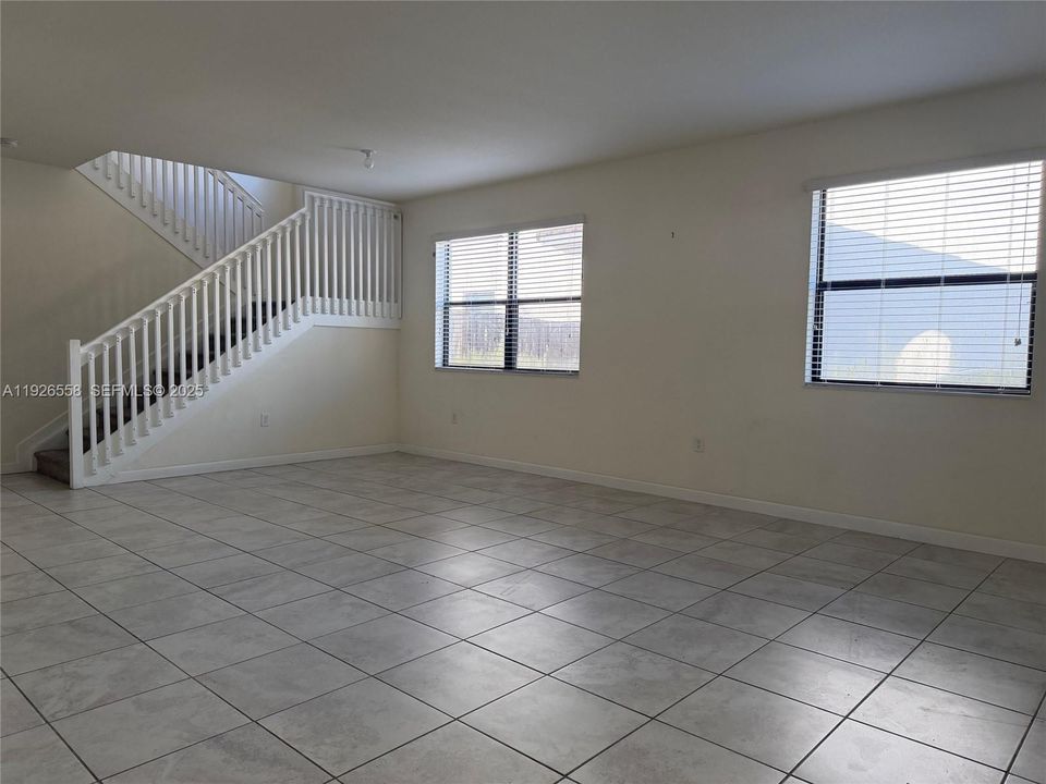 For Rent: $3,500 (5 beds, 3 baths, 3320 Square Feet)