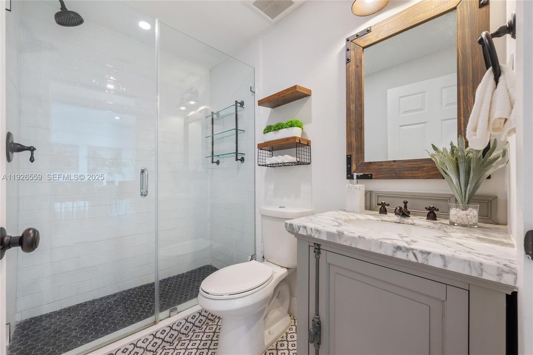 待售: $1,250,000 (3 贝兹, 2 浴室, 1457 平方英尺)