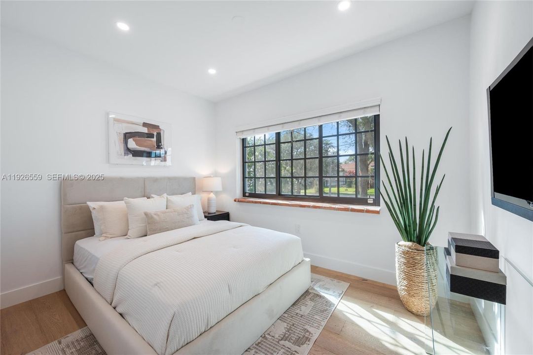 待售: $1,250,000 (3 贝兹, 2 浴室, 1457 平方英尺)