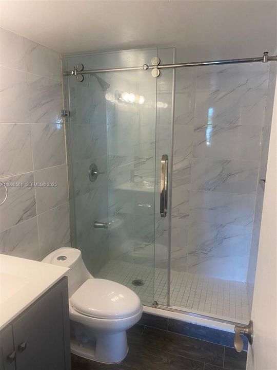 For Rent: $2,100 (2 beds, 2 baths, 808 Square Feet)