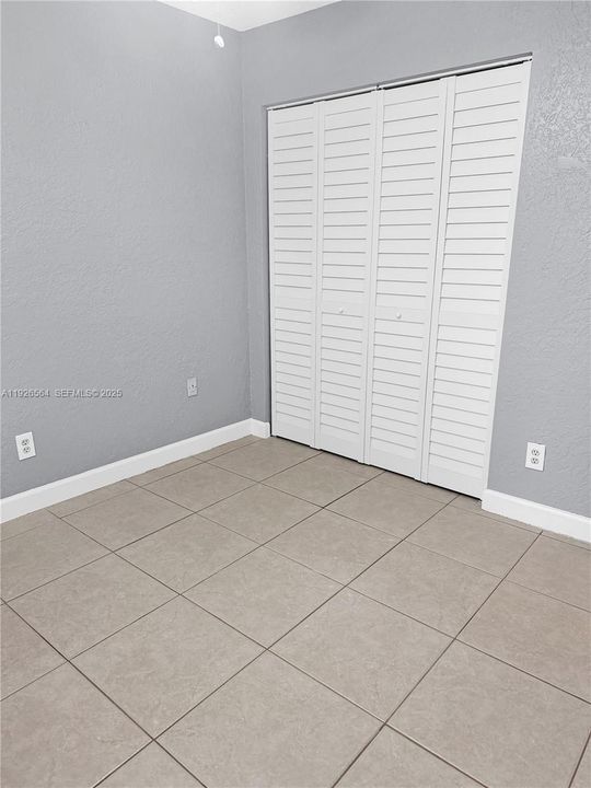 En Venta: $292,000 (2 camas, 2 baños, 914 Pies cuadrados)