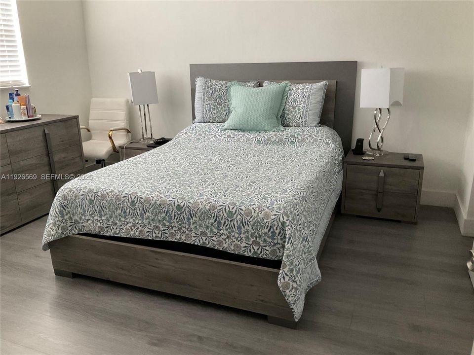 For Sale: $152,000 (2 beds, 2 baths, 850 Square Feet)