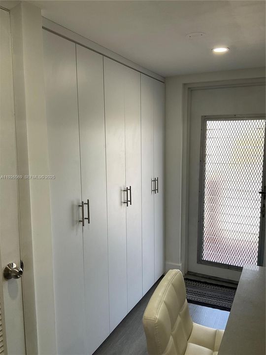 For Sale: $152,000 (2 beds, 2 baths, 850 Square Feet)