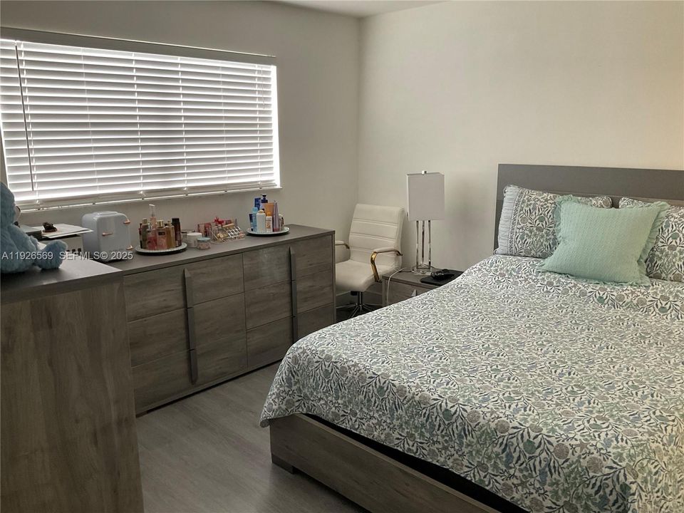 For Sale: $152,000 (2 beds, 2 baths, 850 Square Feet)