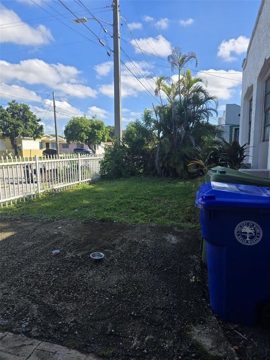 В аренду: $3,400 (4 спален, 2 ванн, 1466 Квадратных фут)