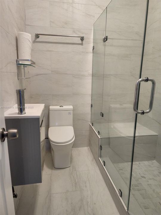 В аренду: $3,400 (4 спален, 2 ванн, 1466 Квадратных фут)