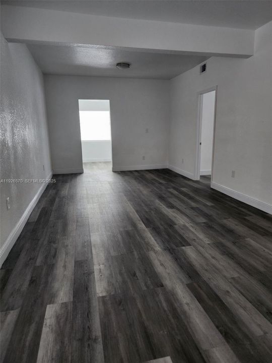 В аренду: $3,400 (4 спален, 2 ванн, 1466 Квадратных фут)