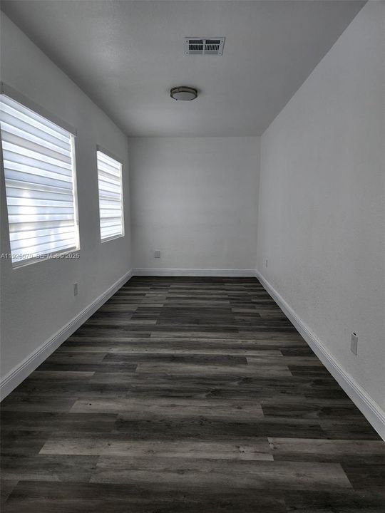 В аренду: $3,400 (4 спален, 2 ванн, 1466 Квадратных фут)