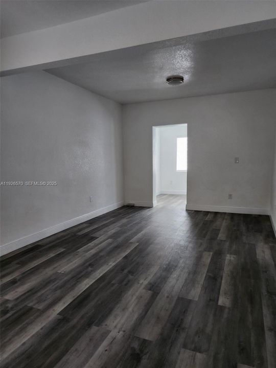 В аренду: $3,400 (4 спален, 2 ванн, 1466 Квадратных фут)