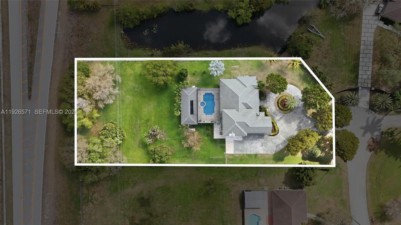For Sale: $1,997,000 (5 beds, 4 baths, 4651 Square Feet)