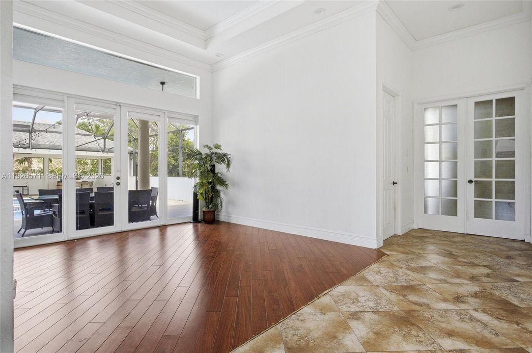 For Sale: $1,997,000 (5 beds, 4 baths, 4651 Square Feet)
