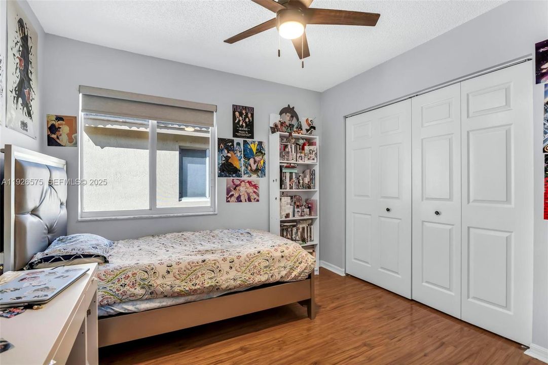 待售: $850,000 (4 贝兹, 2 浴室, 2540 平方英尺)