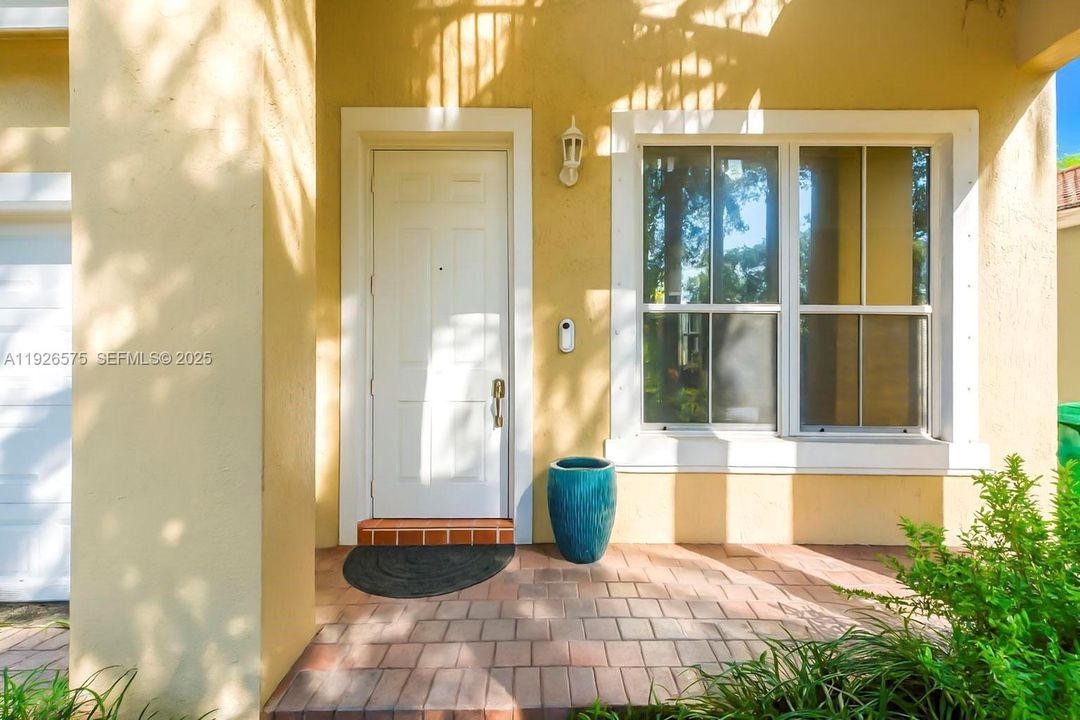 待售: $850,000 (4 贝兹, 2 浴室, 2540 平方英尺)