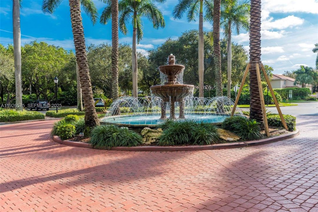 待售: $850,000 (4 贝兹, 2 浴室, 2540 平方英尺)