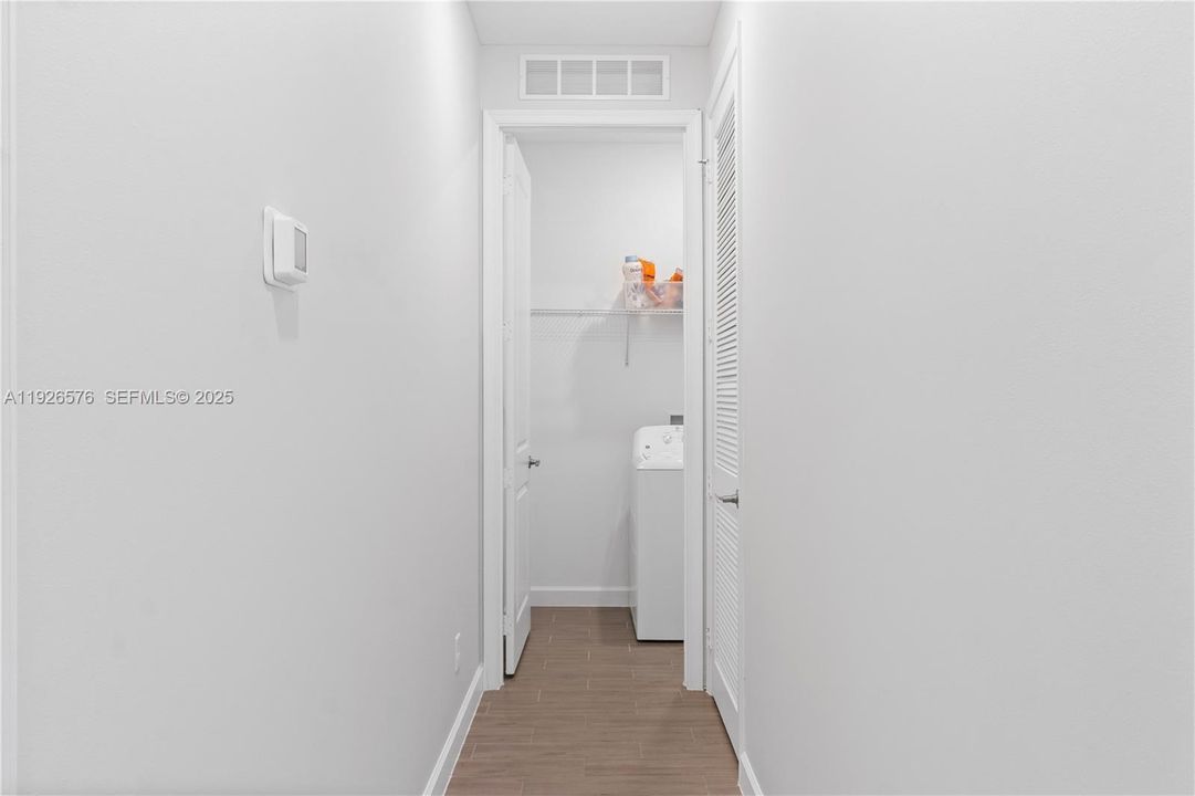 For Sale: $775,000 (5 beds, 3 baths, 3332 Square Feet)