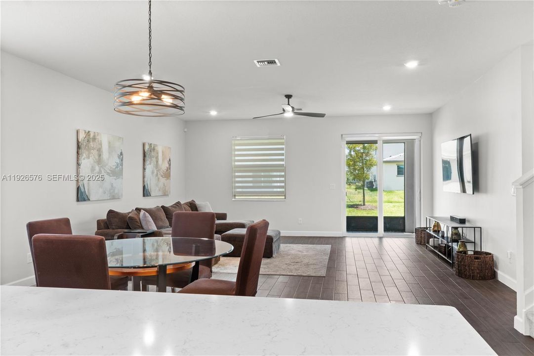 For Sale: $775,000 (5 beds, 3 baths, 3332 Square Feet)