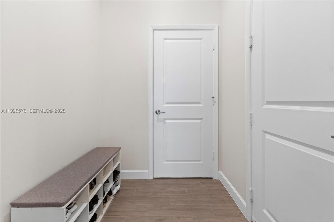 For Sale: $775,000 (5 beds, 3 baths, 3332 Square Feet)