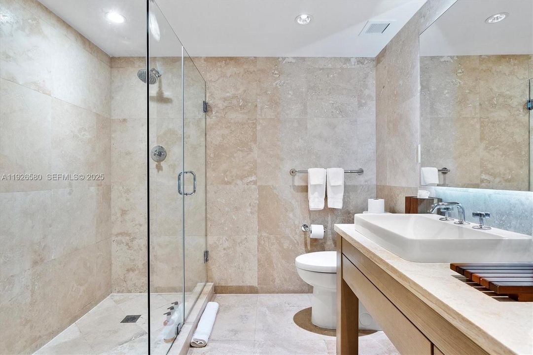 En Venta: $5,590,000 (3 camas, 3 baños, 1707 Pies cuadrados)