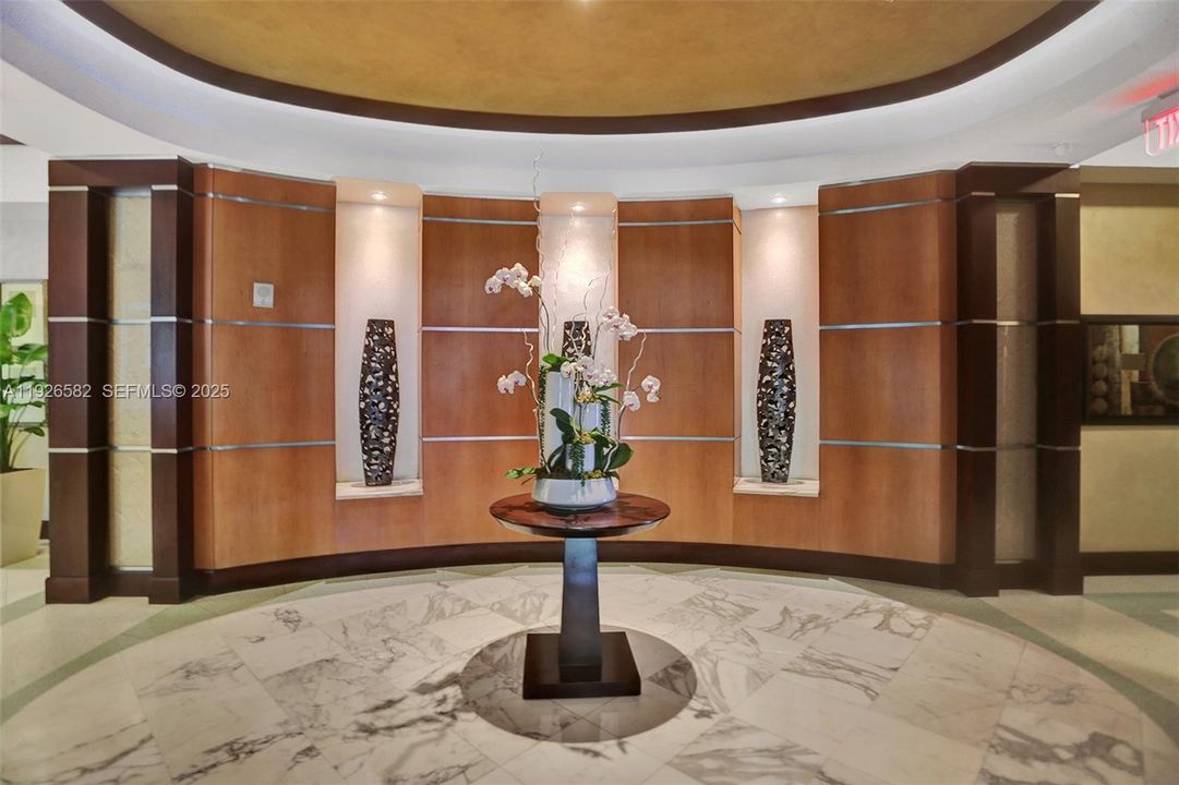 En Venta: $1,599,000 (2 camas, 2 baños, 1698 Pies cuadrados)