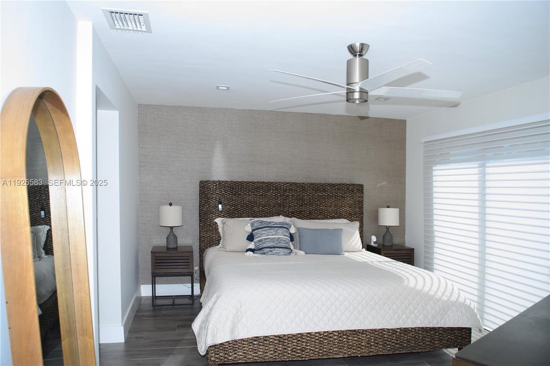 На продажу: $1,899,000 (3 спален, 3 ванн, 1747 Квадратных фут)