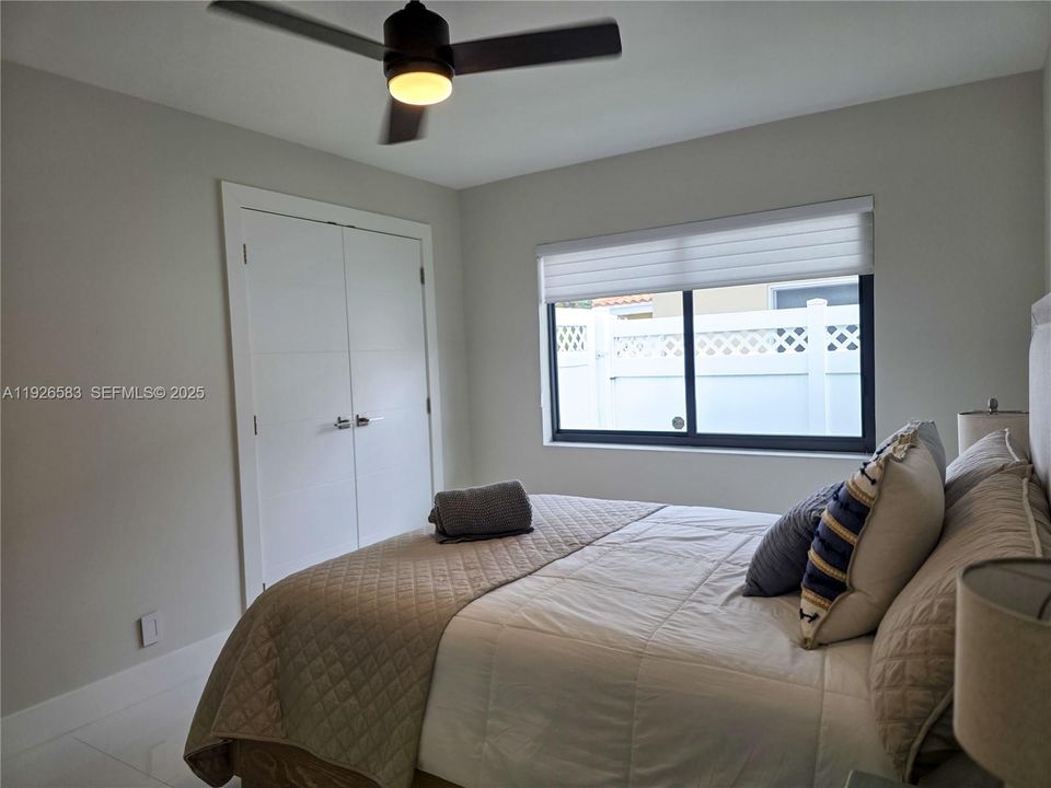 En Venta: $1,899,550 (3 camas, 3 baños, 1747 Pies cuadrados)