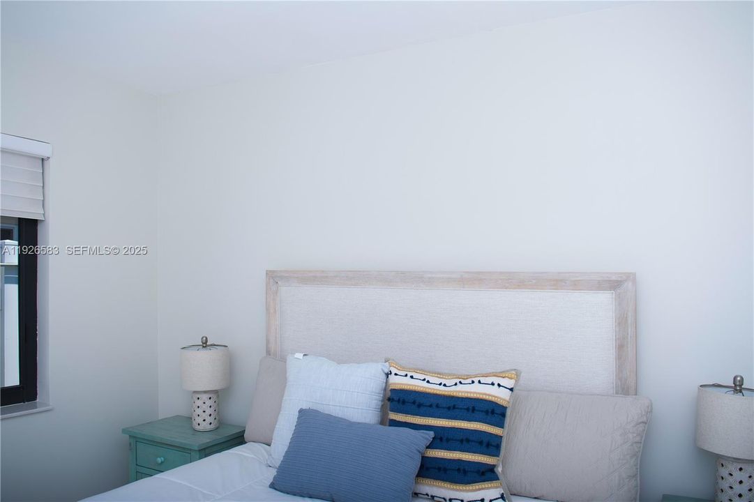 На продажу: $1,899,000 (3 спален, 3 ванн, 1747 Квадратных фут)