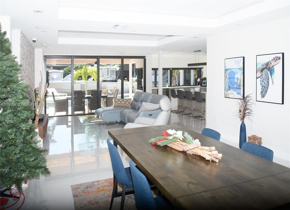 На продажу: $1,899,000 (3 спален, 3 ванн, 1747 Квадратных фут)