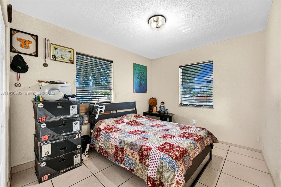 For Sale: $799,000 (4 beds, 2 baths, 1362 Square Feet)