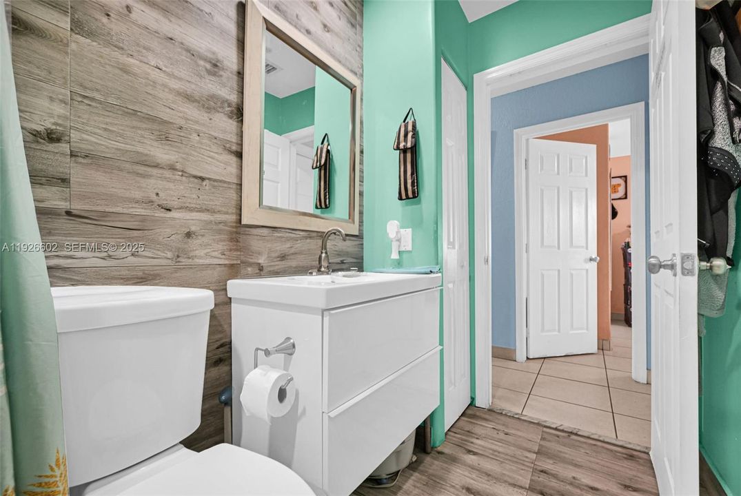 For Sale: $799,000 (4 beds, 2 baths, 1362 Square Feet)