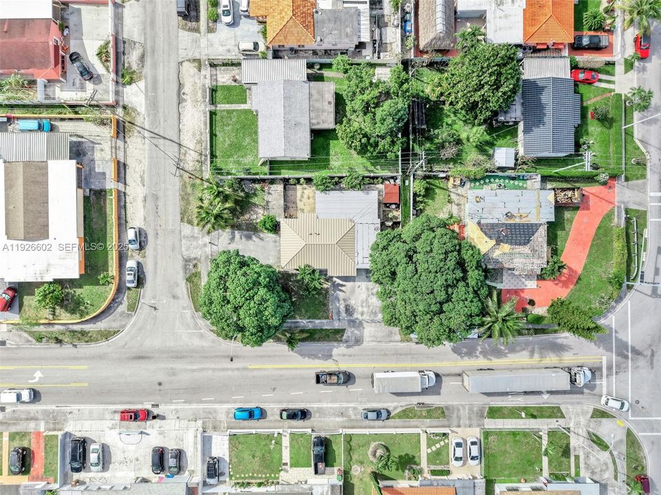 For Sale: $799,000 (4 beds, 2 baths, 1362 Square Feet)