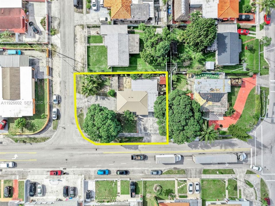 For Sale: $799,000 (4 beds, 2 baths, 1362 Square Feet)