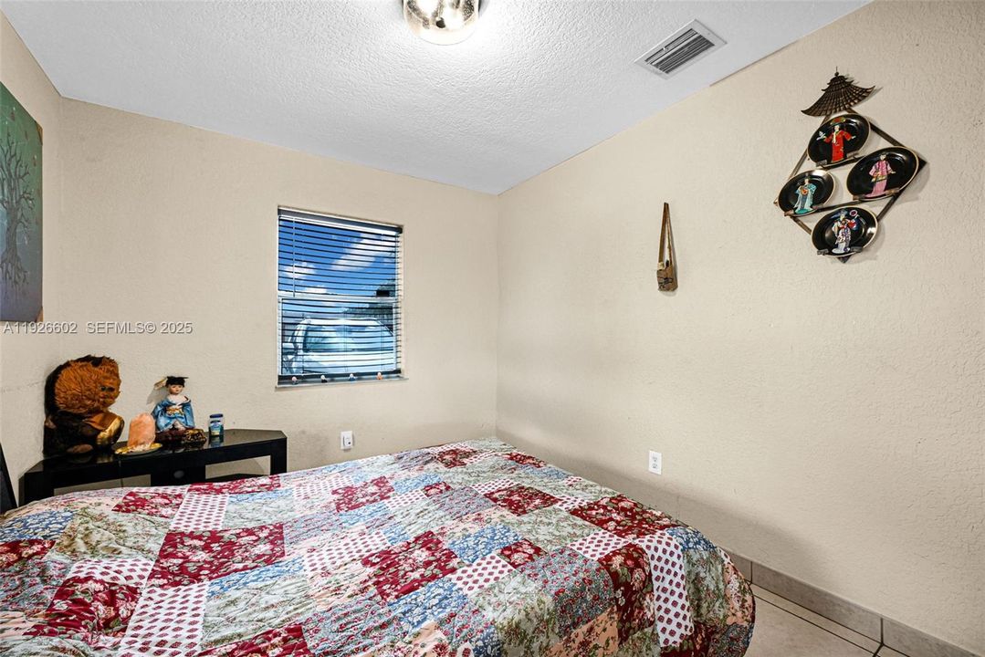 For Sale: $799,000 (4 beds, 2 baths, 1362 Square Feet)