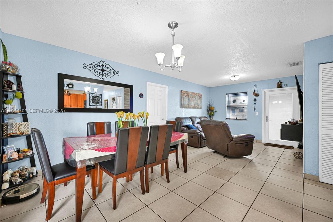 For Sale: $799,000 (4 beds, 2 baths, 1362 Square Feet)