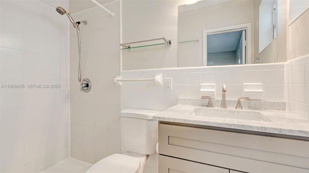 For Rent: $3,500 (2 beds, 2 baths, 1220 Square Feet)