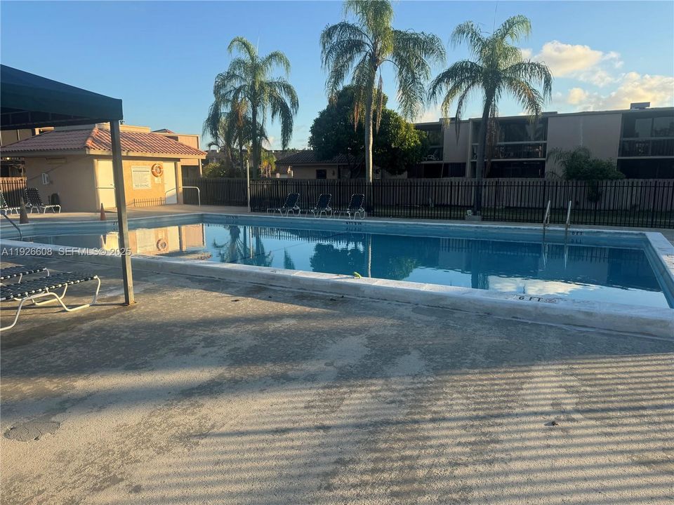 На продажу: $495,000 (3 спален, 2 ванн, 2120 Квадратных фут)