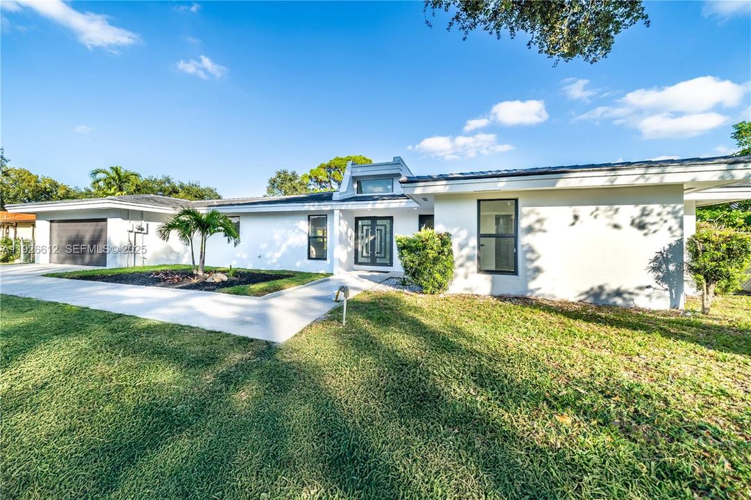 En Venta: $2,000,000 (4 camas, 3 baños, 2957 Pies cuadrados)